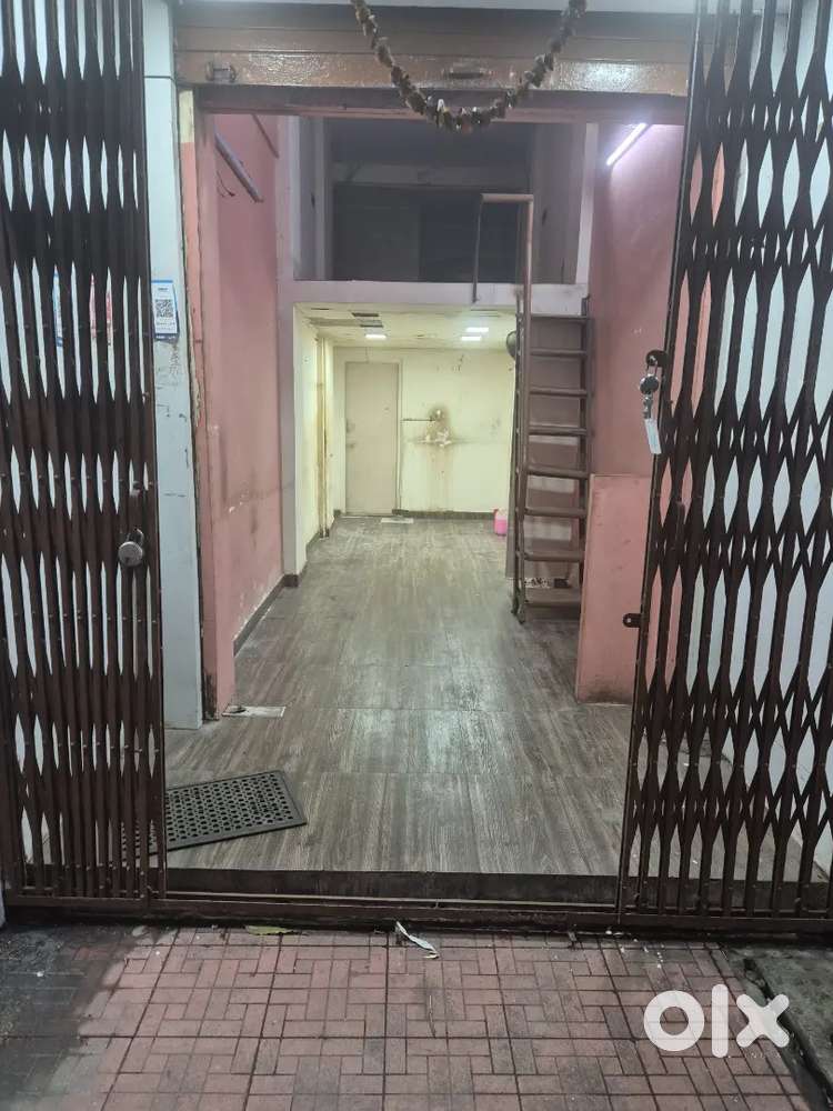Nice shop for rent in airoli