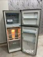 LG fridge double Dor 320 litre everybody every condition