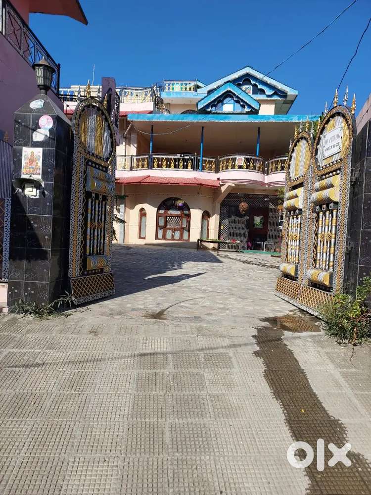 Ready to sell property house with 9 bedrooms and 6 attached bath.