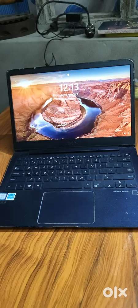 Asus i5 8th gen (8/256)