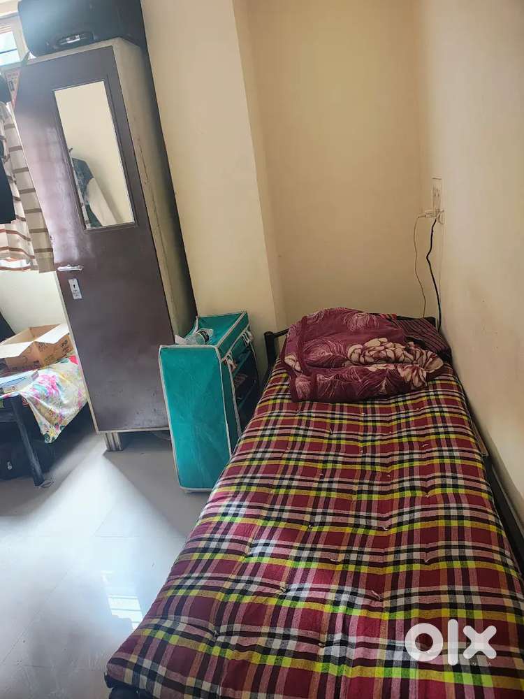 Need 1 Flatmate ( Bachlores male) 3k rent + lightbill , 3k deposit