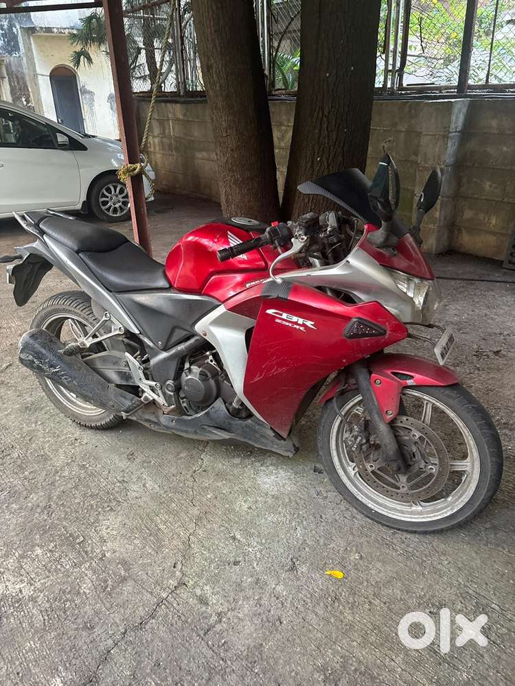CBR 250 2011