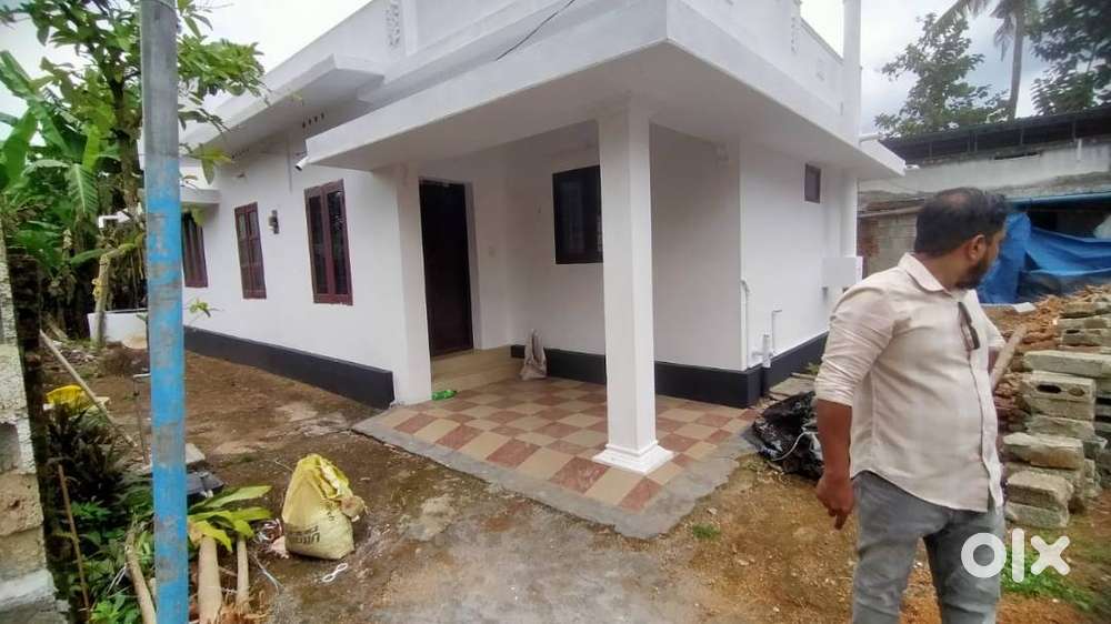 Muppathdam 3 bhk house for rent