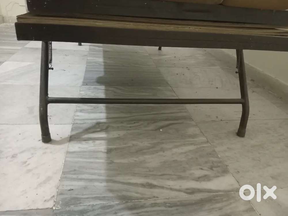 Want to sale plyboard iron bed