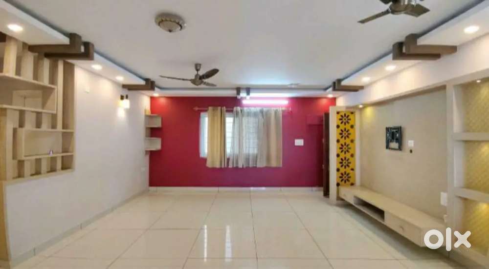 2 BHK Flat for Lease in HMT Layout