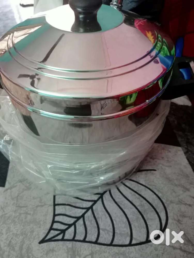 A.steel.idli.cooker