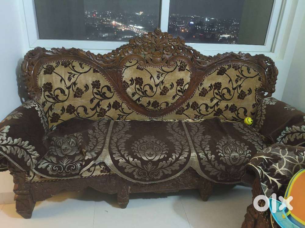 Selling 5 seater sofa