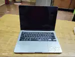 Macbook Pro 2020 13 inch touchbar