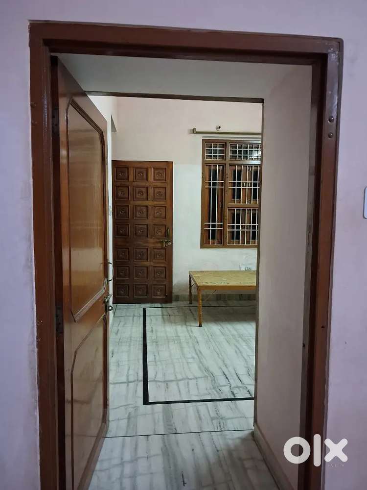 1 room available for girls only
(6500)