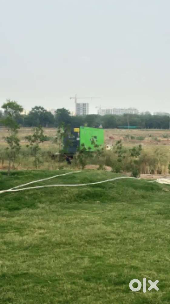 100 gaj plot for sale