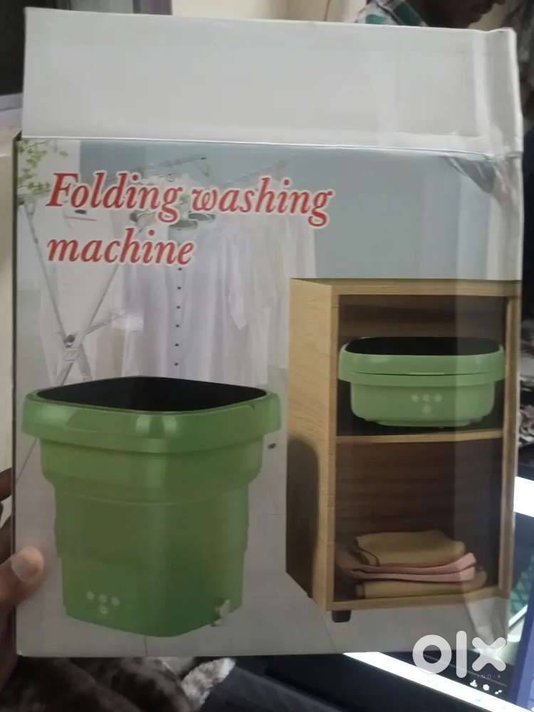 Foldable washing machine