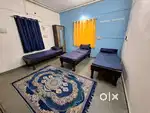Near chhani jakat naka PG for men available.