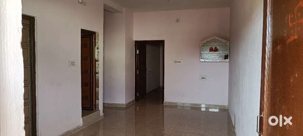 1 Single room, n 1 bhk room for rent in prime location