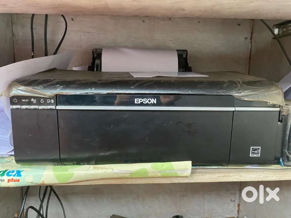 EPSON L805 WIFI PHOTO PRINTER AND ID CARD PRINTER  GOOD CONDITION