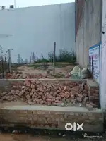 20 फ़ीट रोड पर नींव व मिट्टी भरा हुआ 114 गज का प्लाट बिकाऊ है।