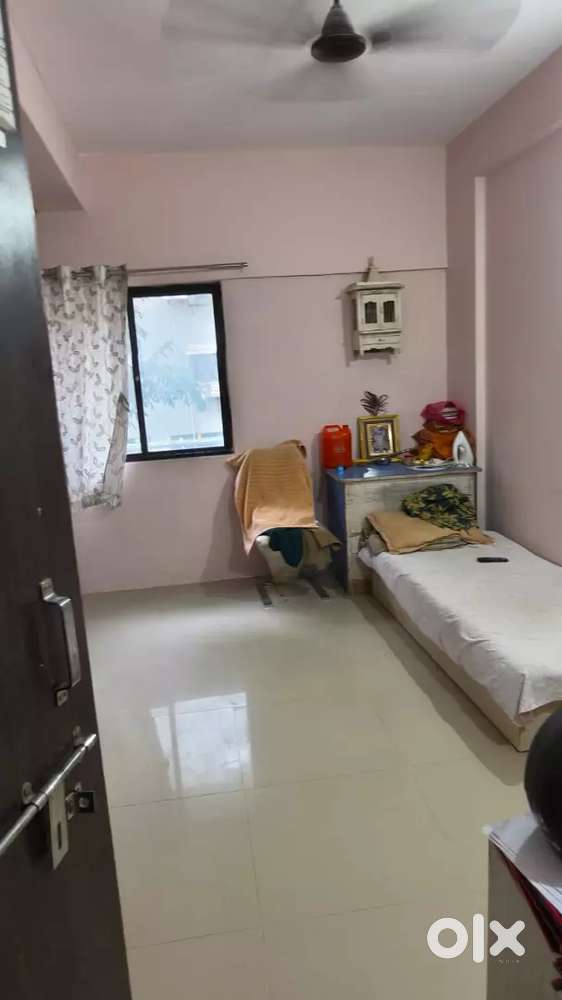 Family. Bachelor. Sharing.PG