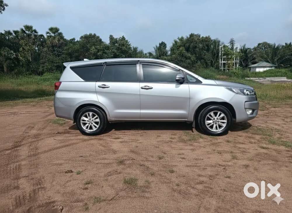 Toyota Innova Crysta 2017