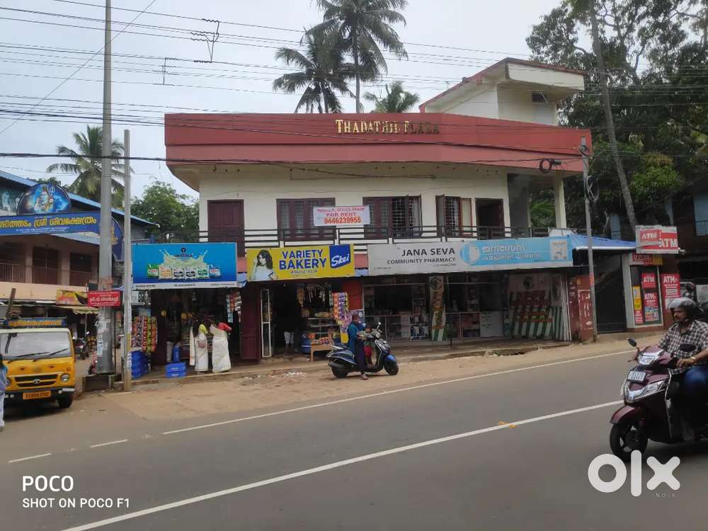 1000 Sqft 1st floor Office/ Bank Space for Rent