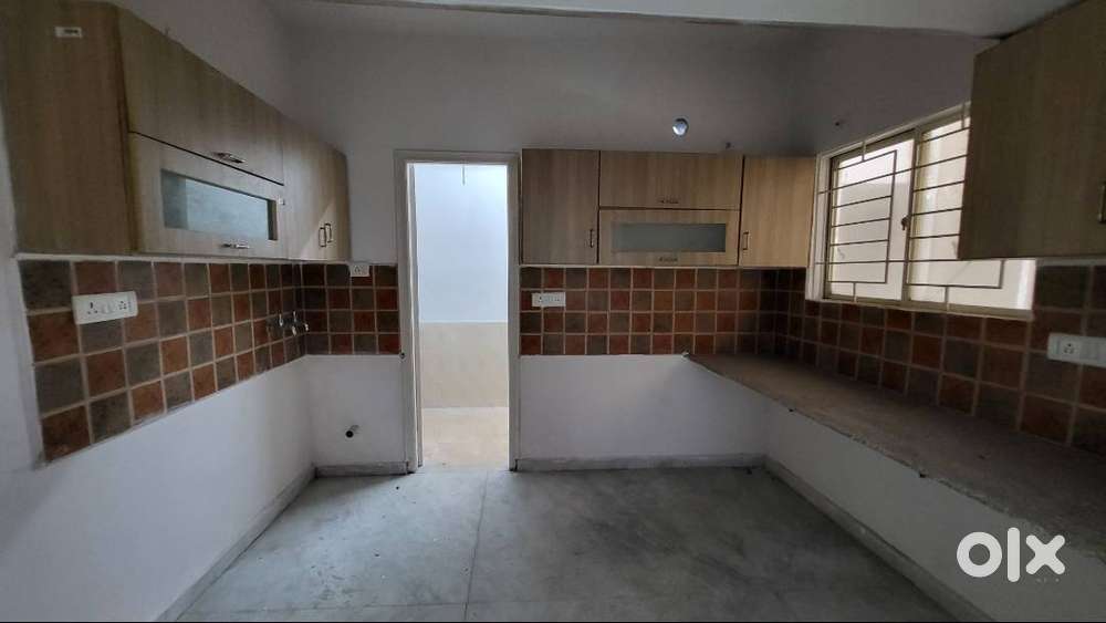 Urgent sale 3BHK Flat in fully Gated with lowest price.