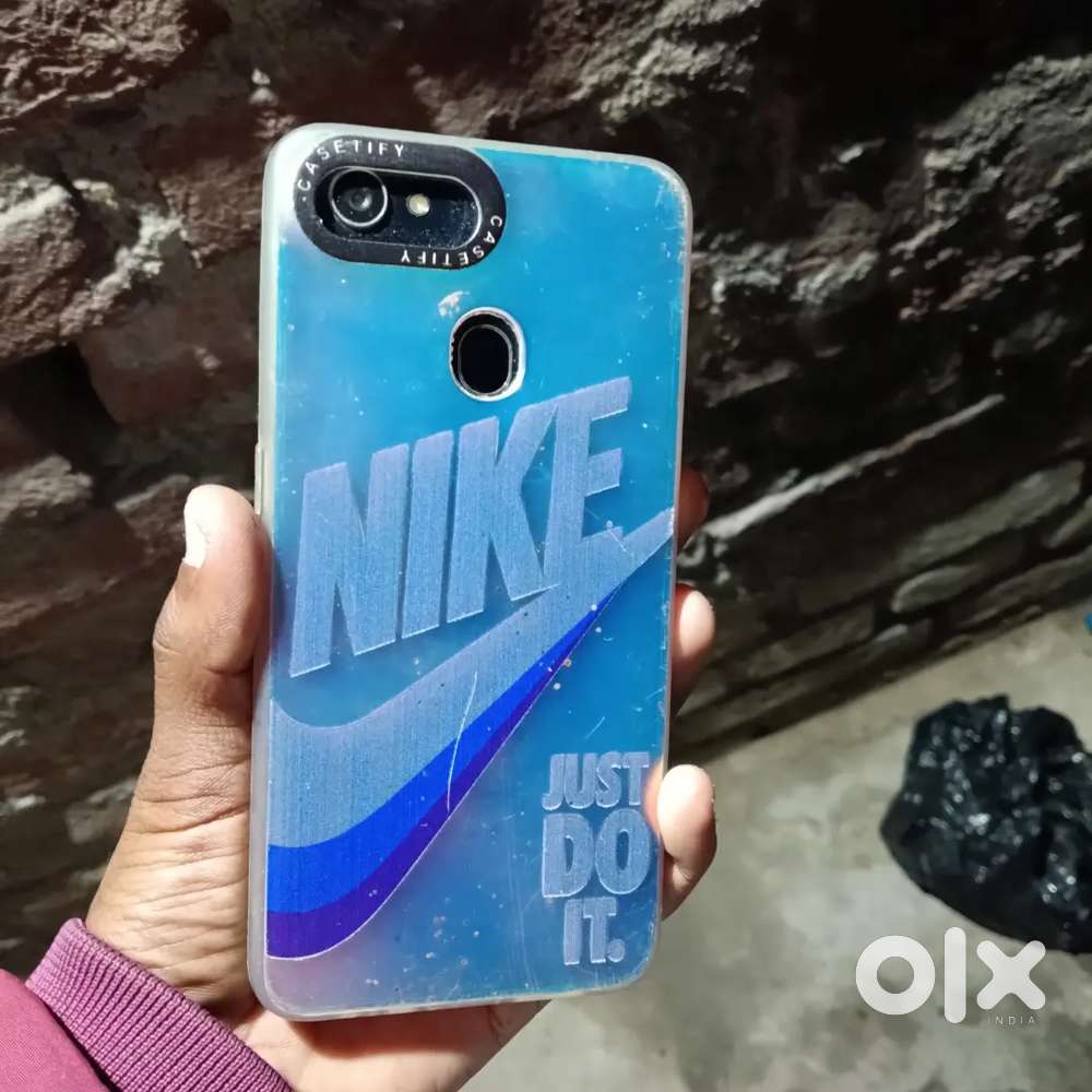 Mobile name - OPPO F7