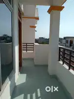 मकान बेचना है