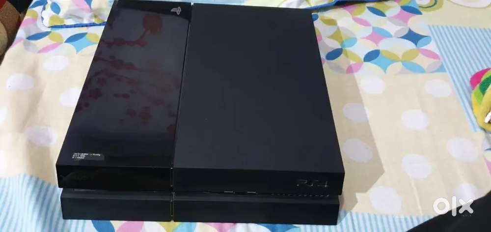 Sony Playstation 4 in excellent condition.