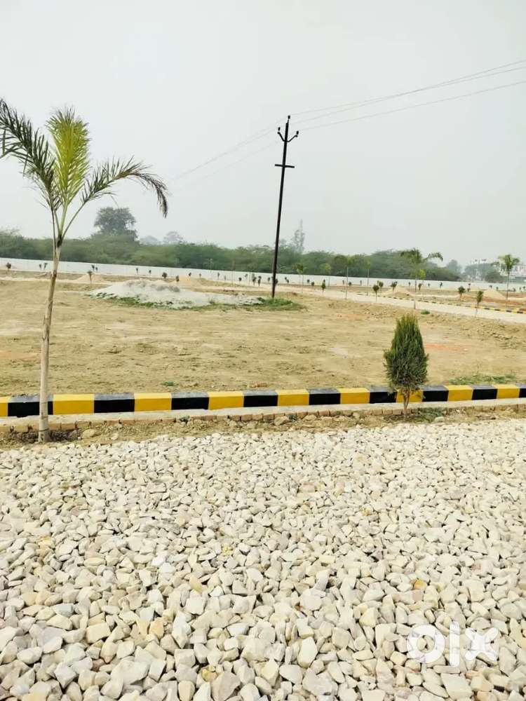 लखनऊ में प्लॉट लेने के लिए संपर्क करें बेस्ट सोसाइटी में बैंक लोन भी