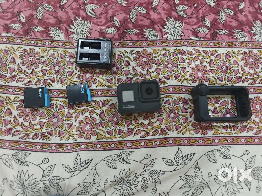 GoPro 8 black with media mode and extra original battery