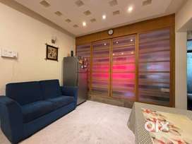 Fully Furnished 3.5 Bhk In VILE PARLE WEST