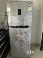 Samsung Fridge – Perfect Condition, 301 L, double door.