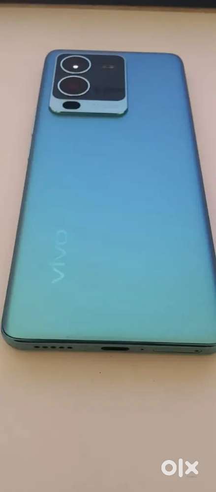 VIVO V25 PRO 8/128 5G HAI