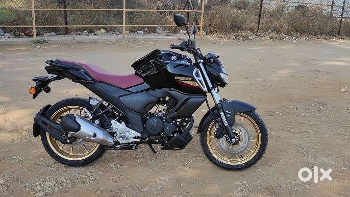 Yamaha fzs 2023 model