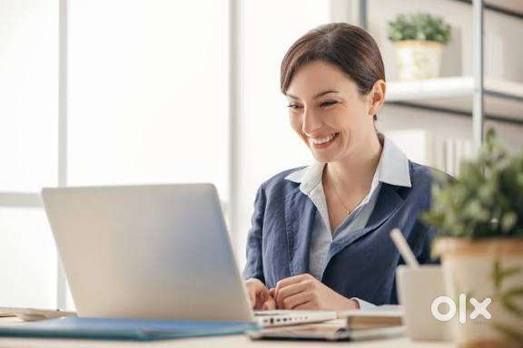 Office assistant come computer operator