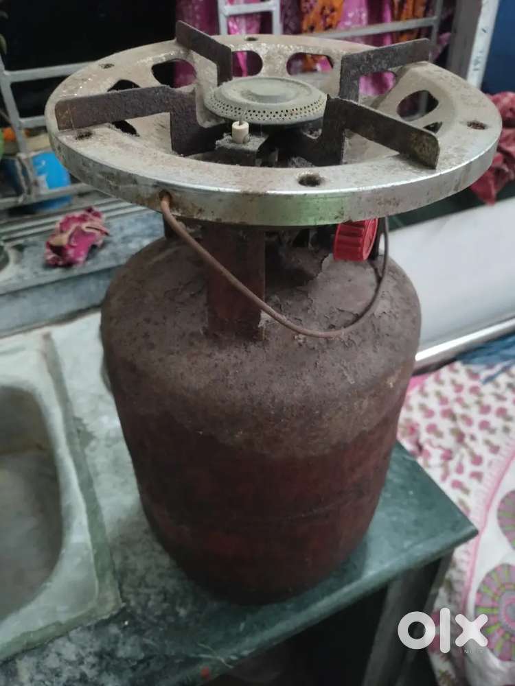 Mini cylinderবাড়িতে অনকে দিন হলো পরে আছে আগে ব্যবহার করতাম এখন করি না