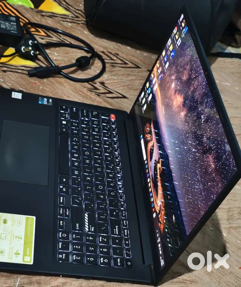 ASUS Vivobook S15 Intel Core i5 12th Gen Intel EVO
15-12500H-