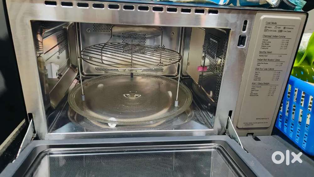 3yr old rarely used LG28L convection microwave available for sale