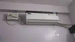 Split AC + Voltage Meter