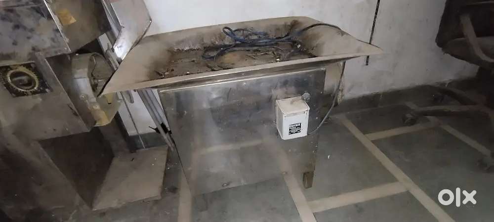 RESTAURANT LINE ITEMS