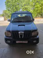 2012 model  scorpio lx