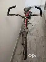 Hero Cyclone cycle with new tyres.   Free lock and key     power break