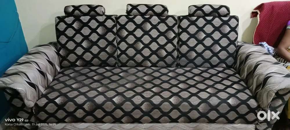 Sofa urgent bechna hai