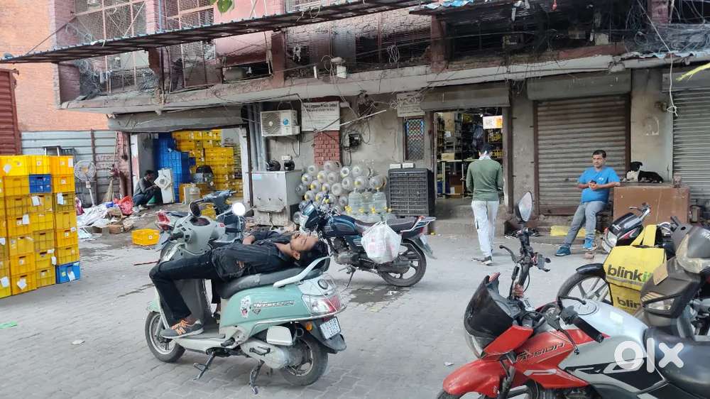 Country Delight Delivery Boys