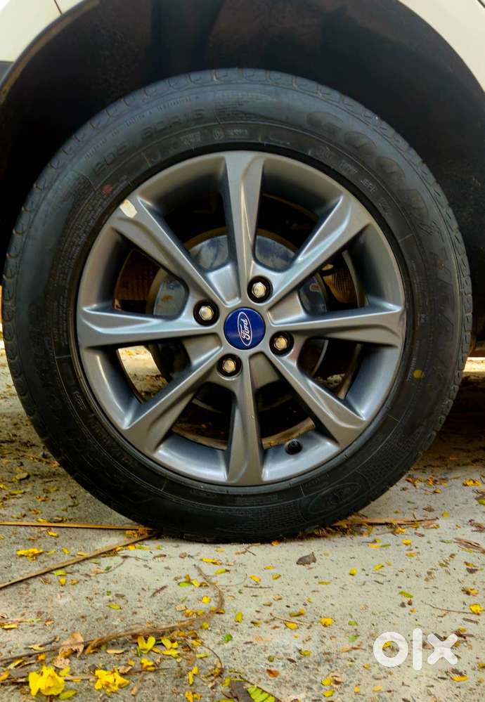 205/60 R16 tyre