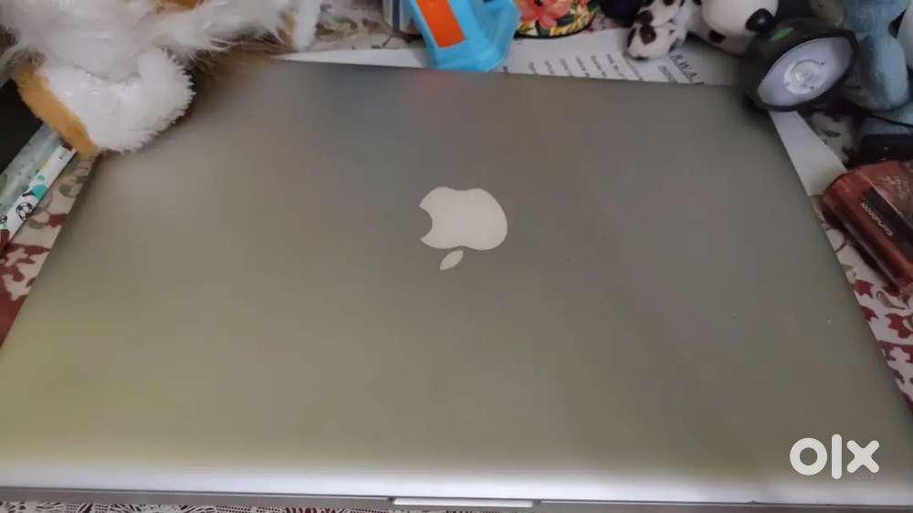 Macbook pro  all good condition