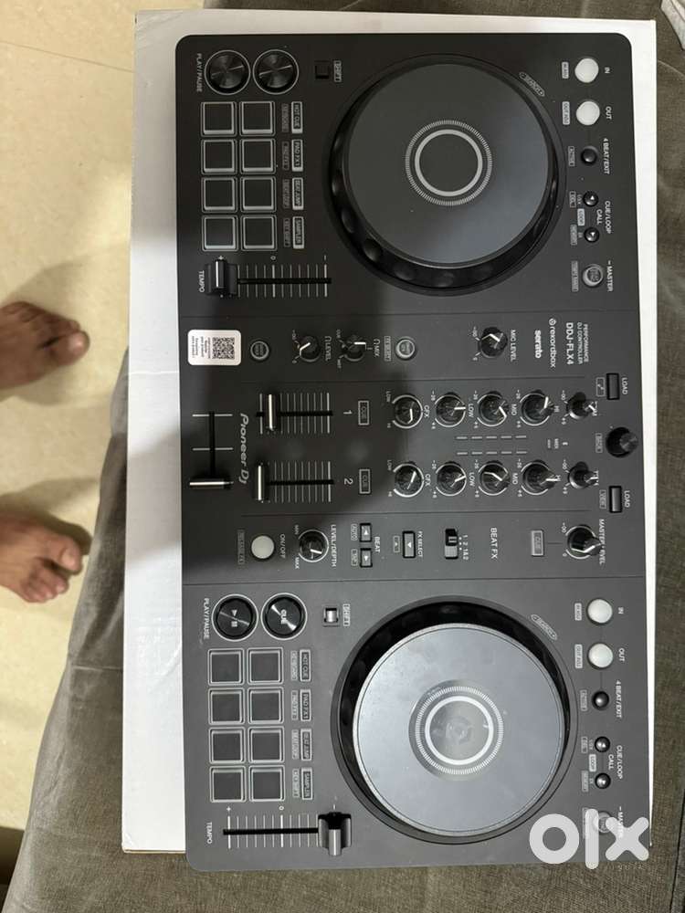 PIONEER DDJ FLX4  PERFECT UNUSED CONDITION  WITH BOX