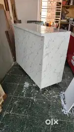 Cash counter ( Table )