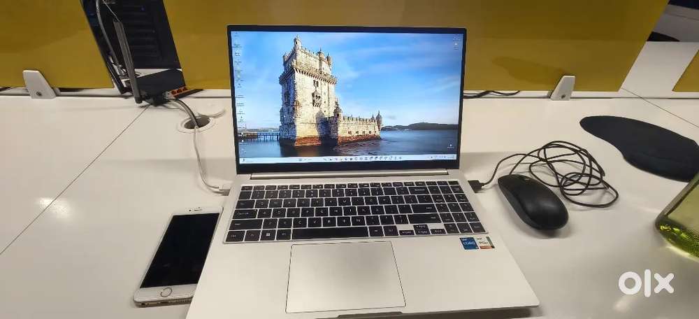 Samsung Galaxy book 3 16gb/500gb