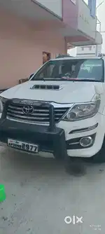Toyota Fortuner 2013