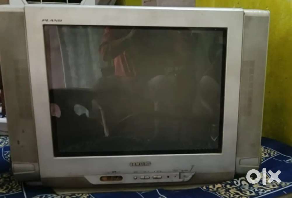 Samsung smart tv for sale - excelling condition