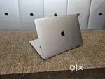 Apple Macbook Pro i7/16/512gb/5.5Gb Graphics  15inch Retina Touchbar